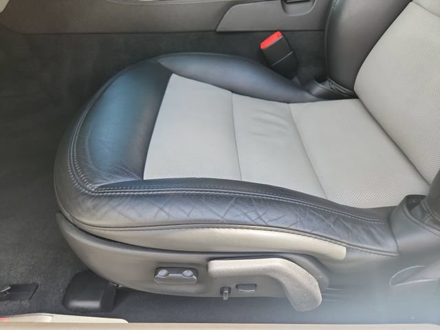 Used 2012 Chevrolet Corvette Grand Sport w/ 3LT Preferred Equipment Group RWD image 11
