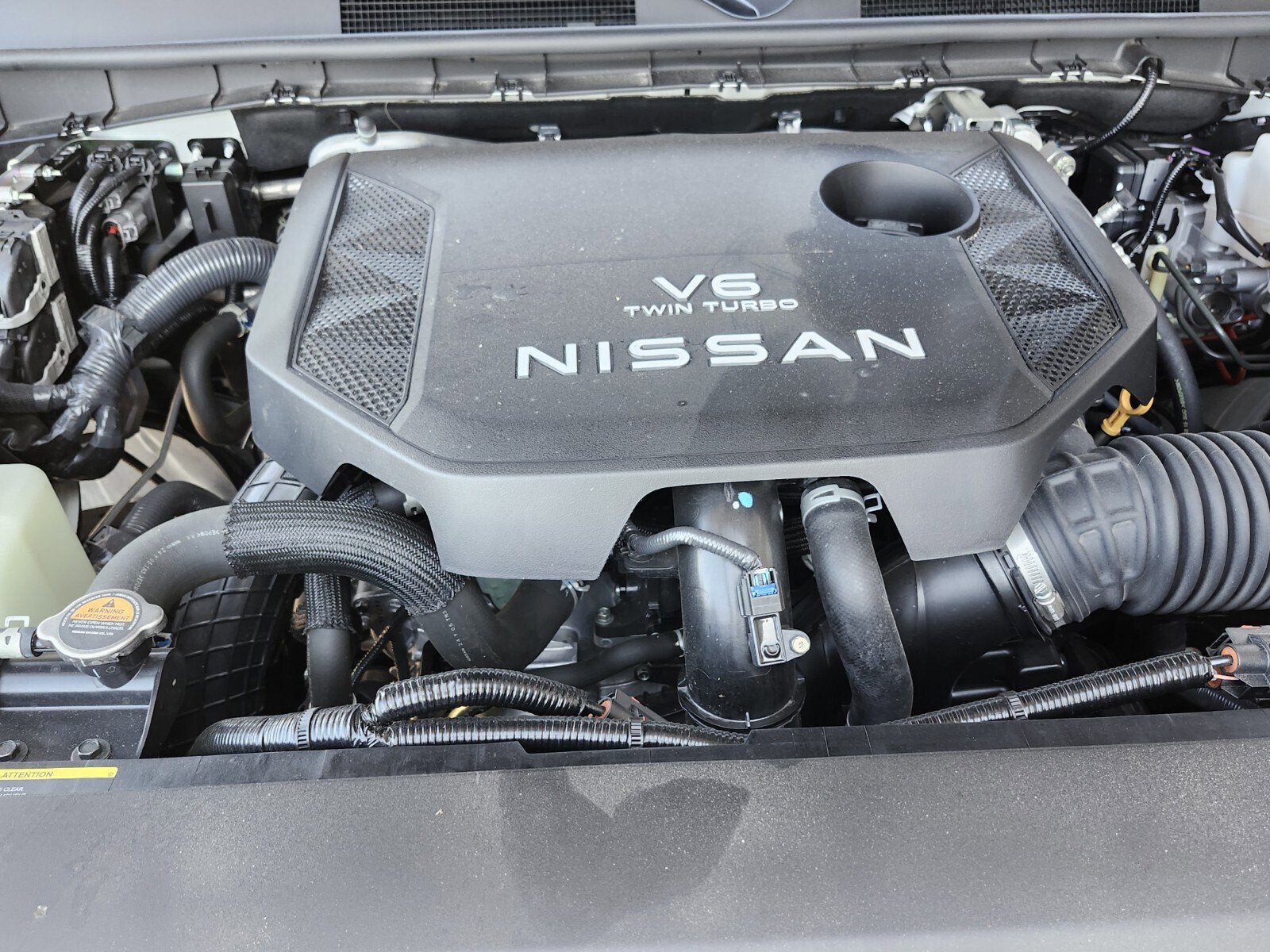 Used 2025 Nissan Armada SL w/ Captain's Chari Seat Package image 27