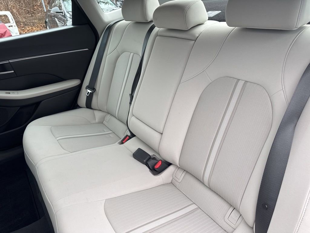 Used 2023 Hyundai Sonata SEL w/ Cargo Package image 32