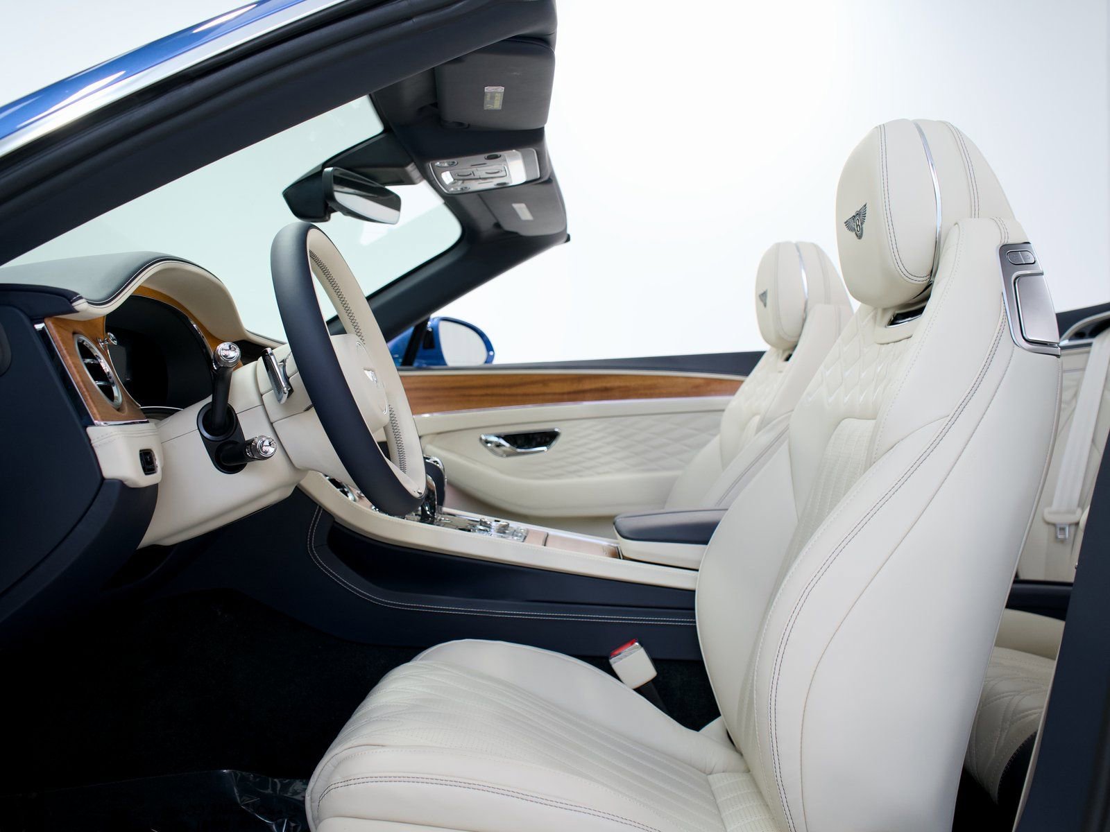 New 2026 Bentley Continental GTC image 23