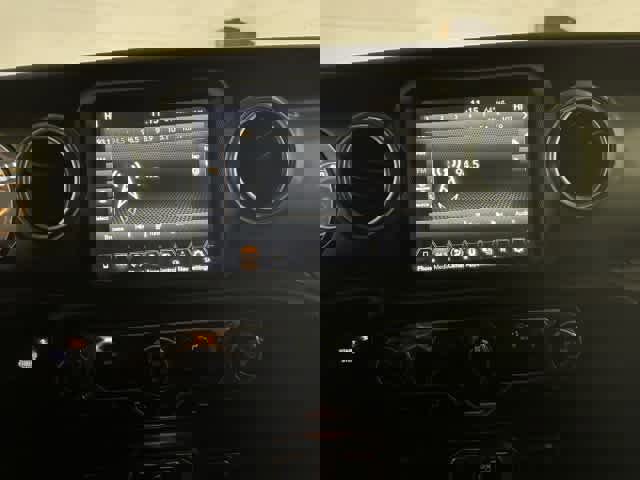 Used 2023 Jeep Gladiator Overland image 27