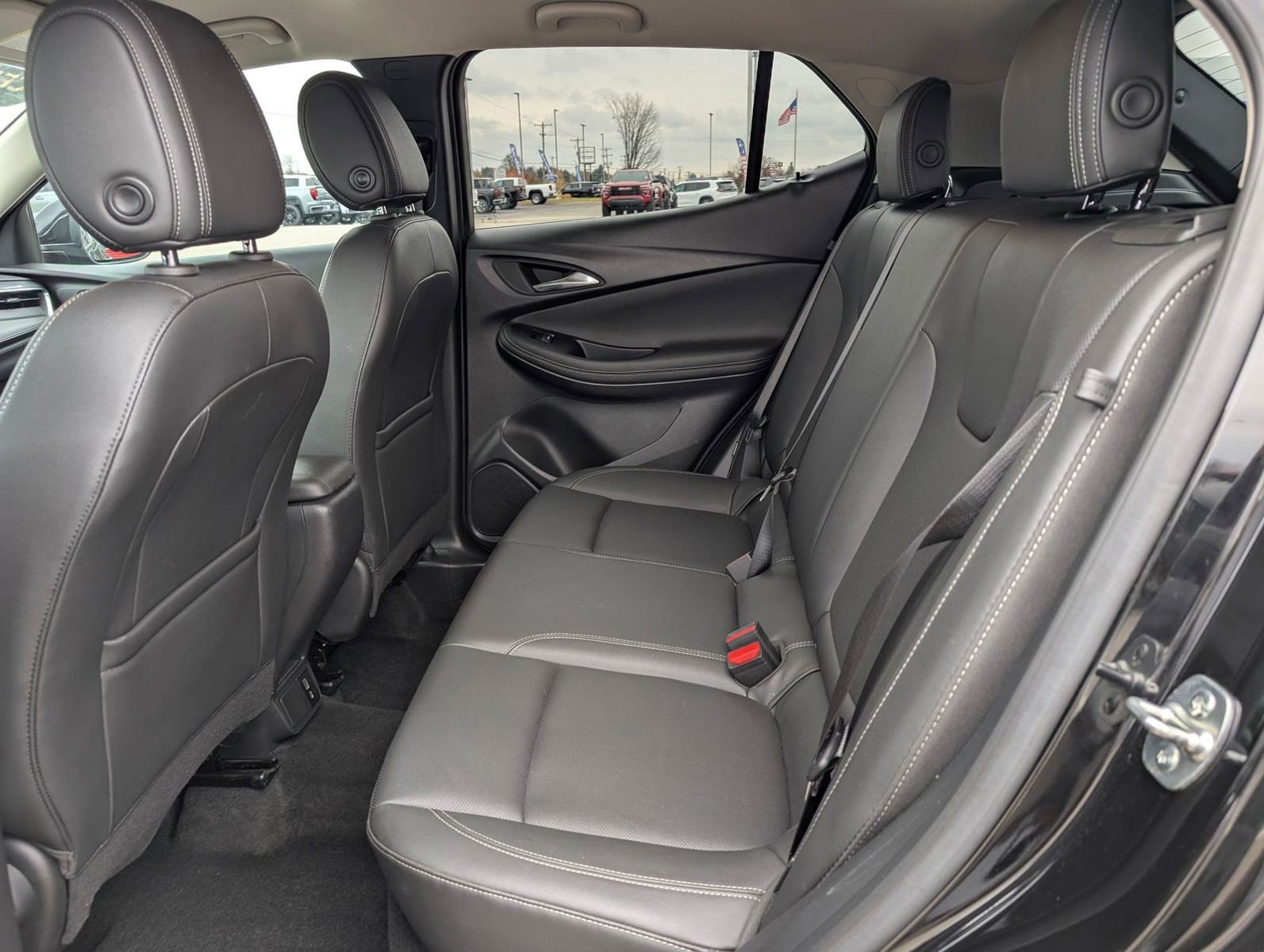 Certified 2024 Buick Encore GX Sport Touring image 22