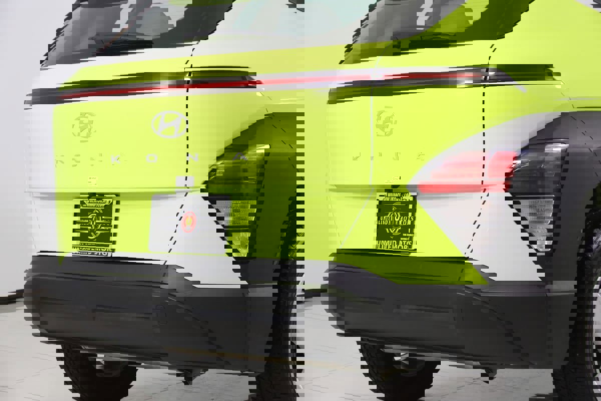 Used 2024 Hyundai Kona SE image 44