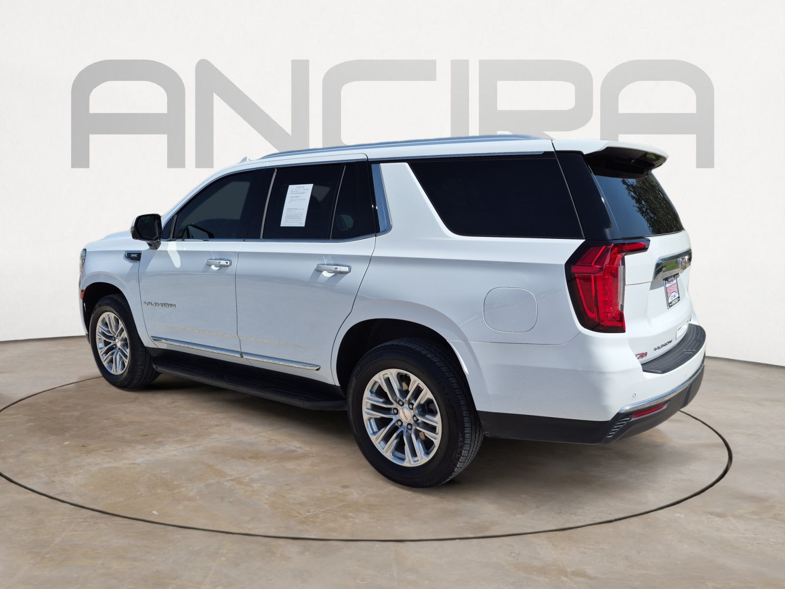 Used 2023 GMC Yukon SLT w/ SLT Luxury Package RWD image 8