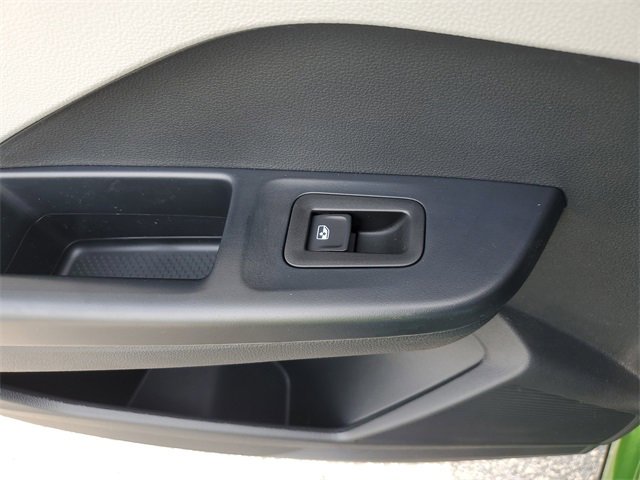 New 2025 Volkswagen Taos SE image 18