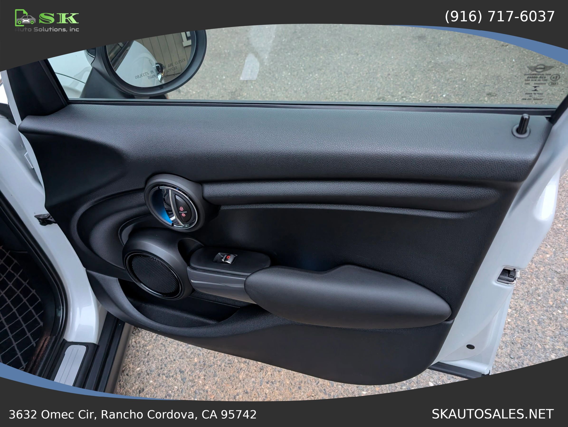 Used 2016 MINI Cooper 4-Door Hardtop image 26