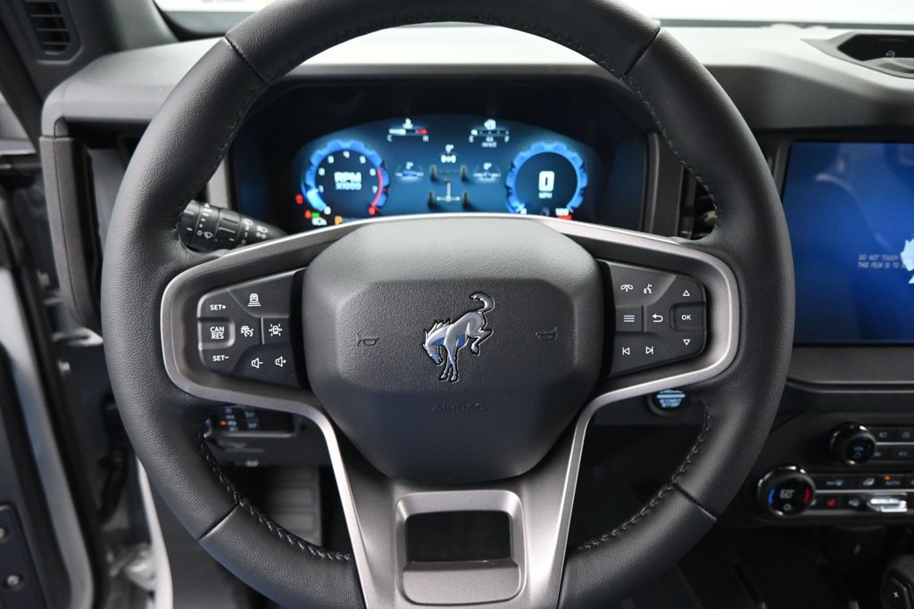 New 2026 Ford Bronco Badlands AWD/4WD image 13
