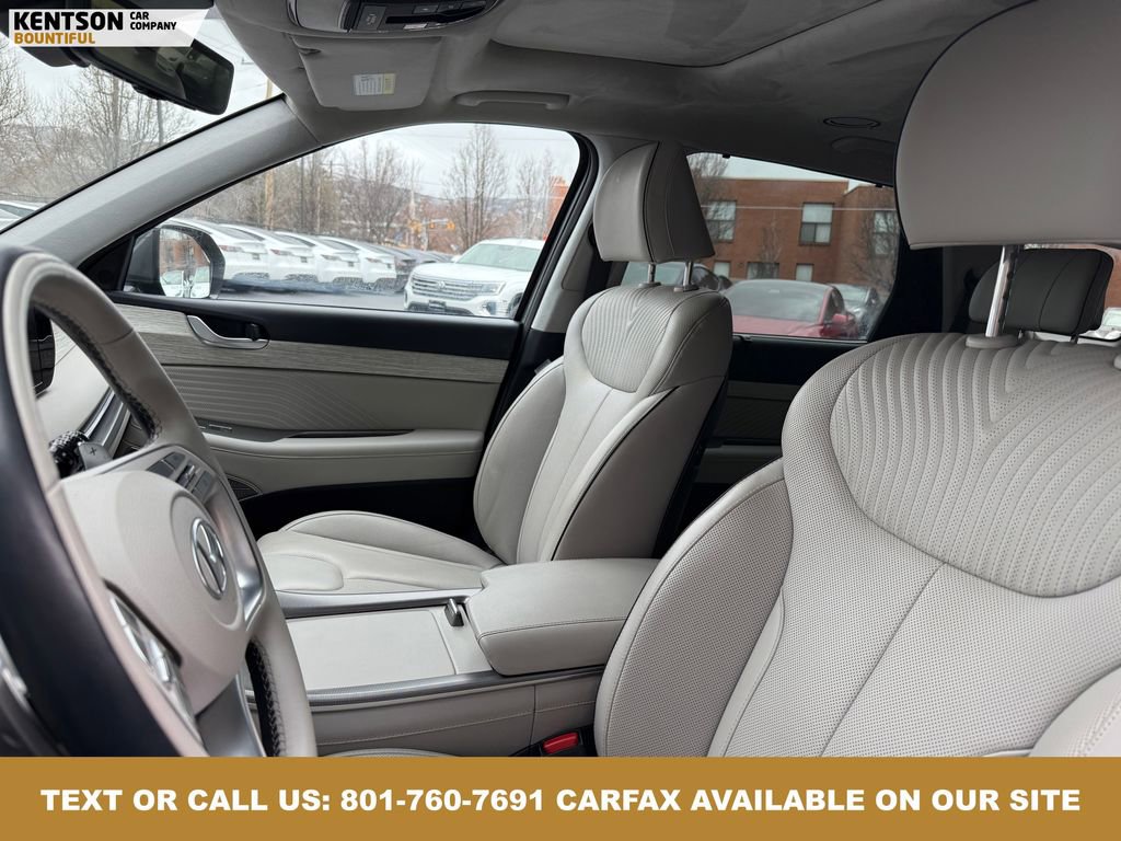 Used 2025 Hyundai Palisade Calligraphy image 32