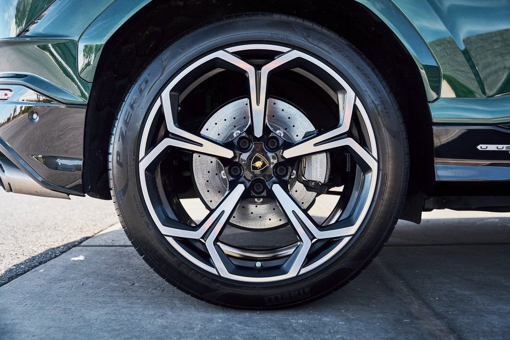 Used 2023 Lamborghini Urus S image 21