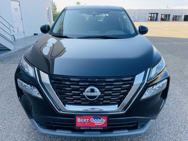 Certified 2023 Nissan Rogue SV image 2