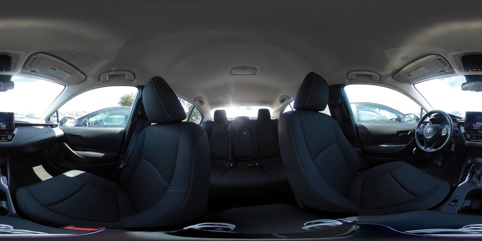Used 2025 Toyota Corolla LE FWD image 42