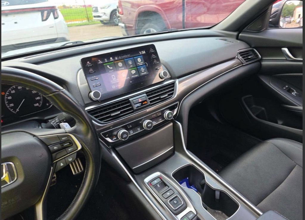 Used 2021 Honda Accord Sport image 6