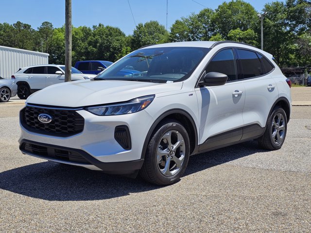 Used 2025 Ford Escape ST-Line FWD image 1
