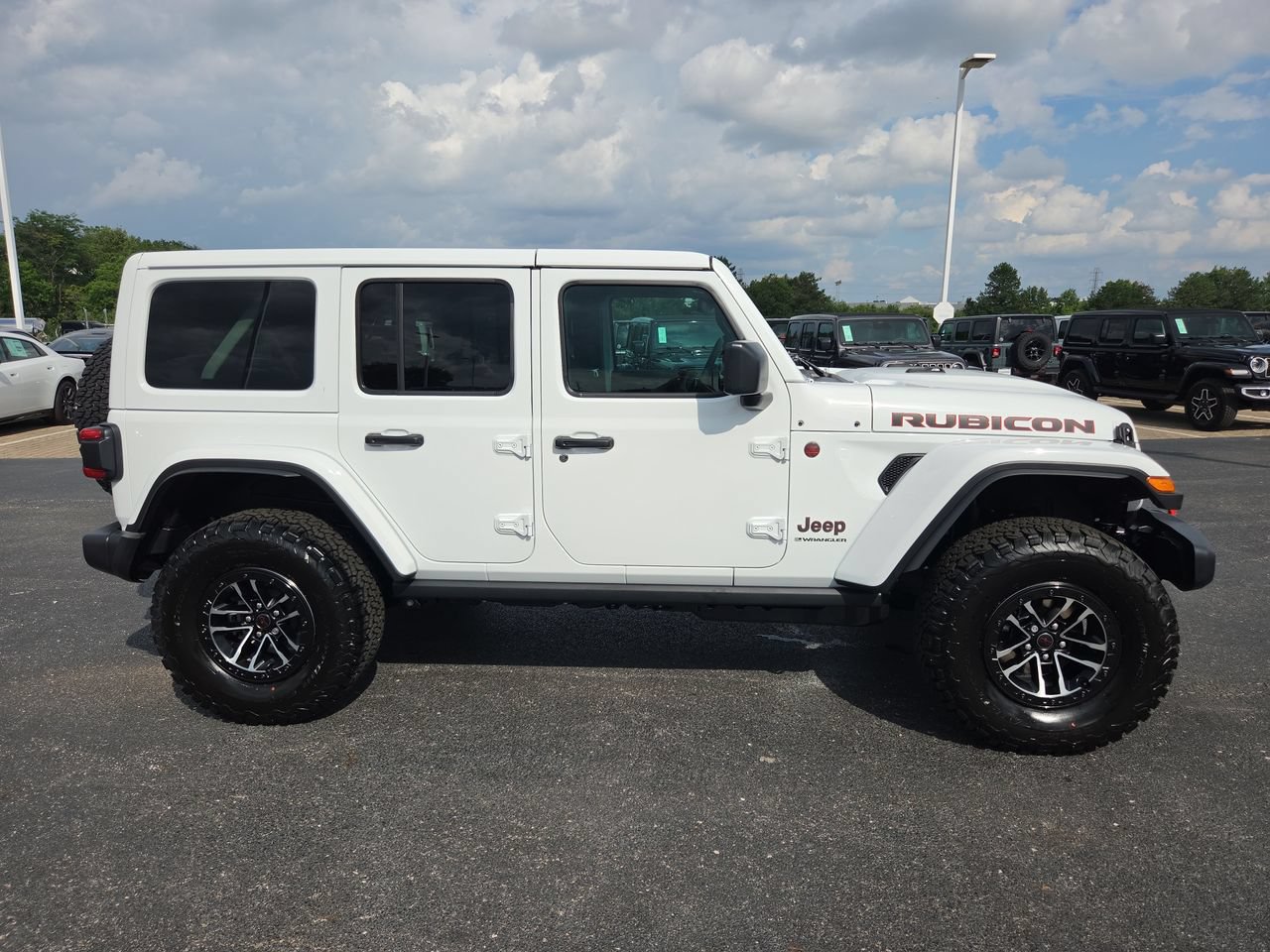 New 2027 Jeep Wrangler Unlimited Rubicon AWD/4WD image 32