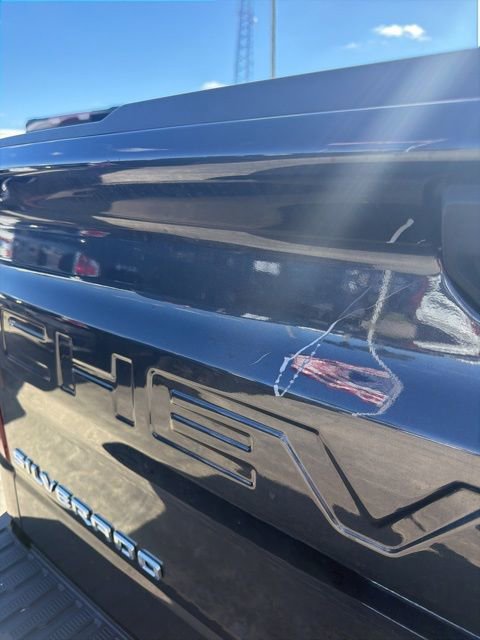 Used 2023 Chevrolet Silverado 1500 LT w/ Protection Package image 8