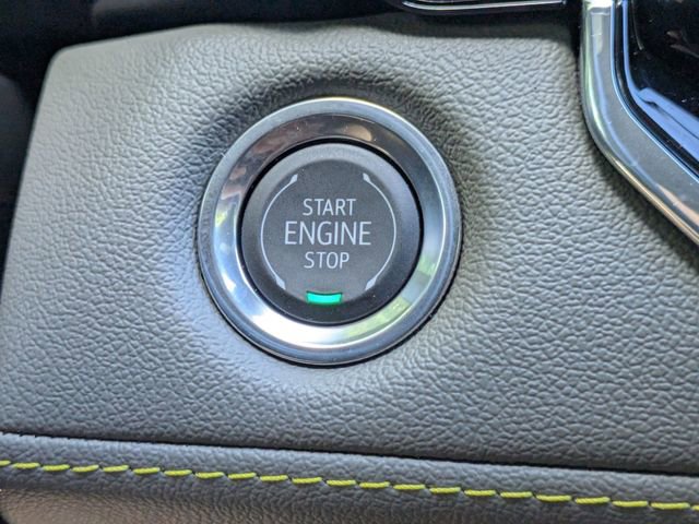 New 2026 Chevrolet Colorado ZR2 w/ Technology Package AWD/4WD image 23