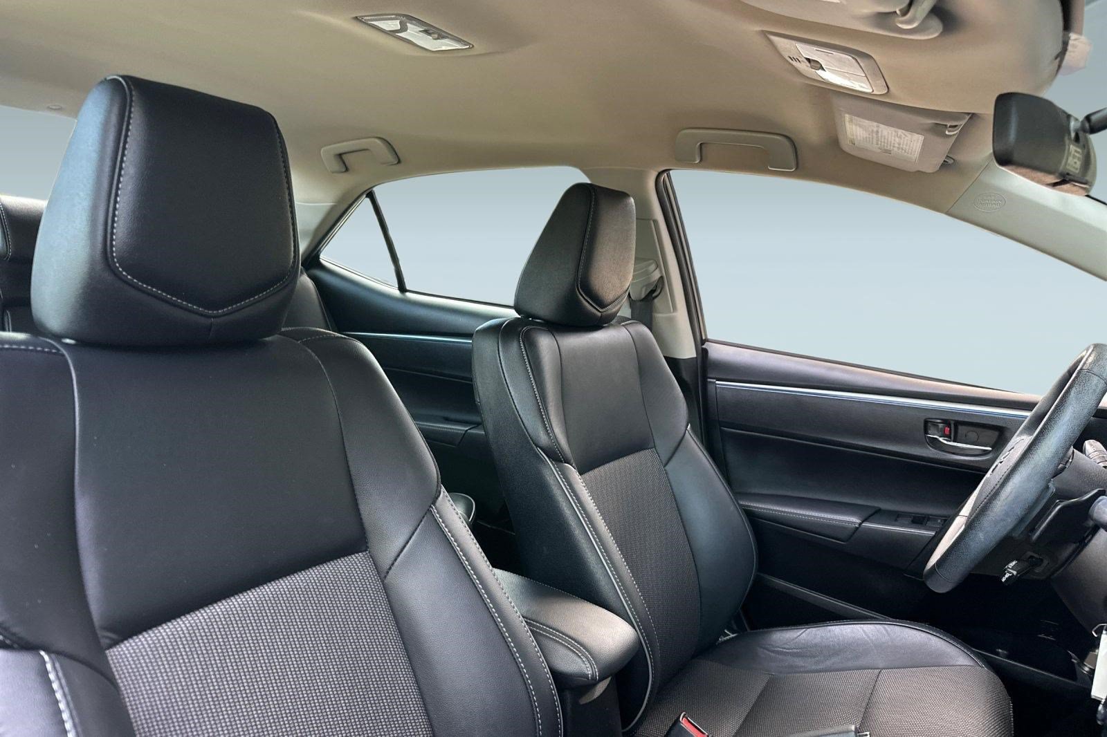 Used 2015 Toyota Corolla S FWD image 31