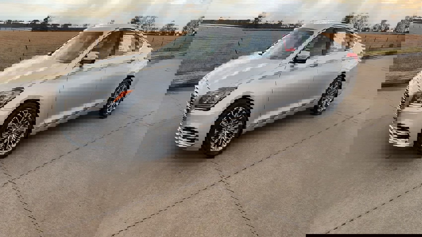 Used 2019 Genesis G80 3.8 image 5