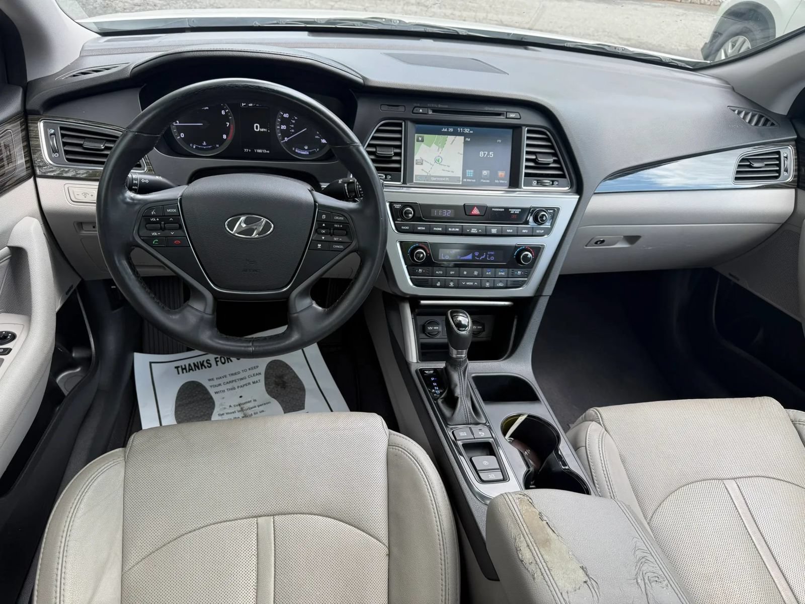 Used 2016 Hyundai Sonata Limited w/ Option Group 05 FWD image 13