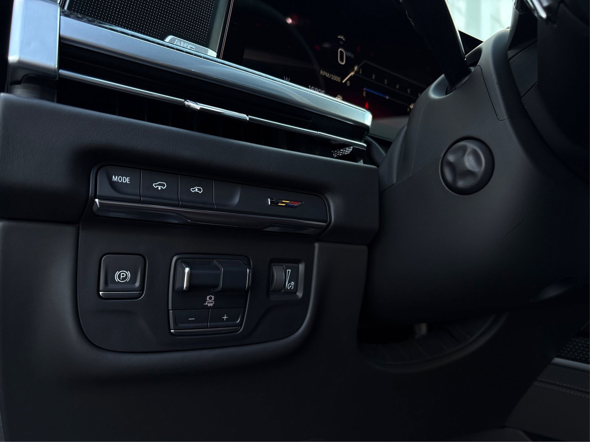 Used 2025 Cadillac Escalade V image 20