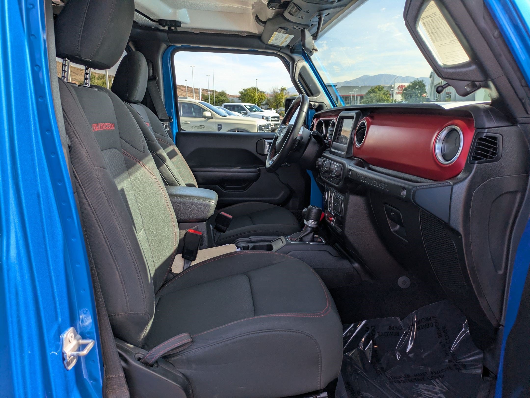 Used 2021 Jeep Wrangler Unlimited Rubicon AWD/4WD image 30