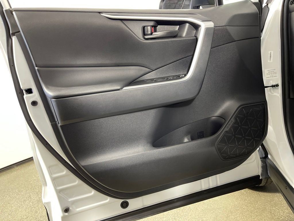 Certified 2025 Toyota RAV4 LE image 17