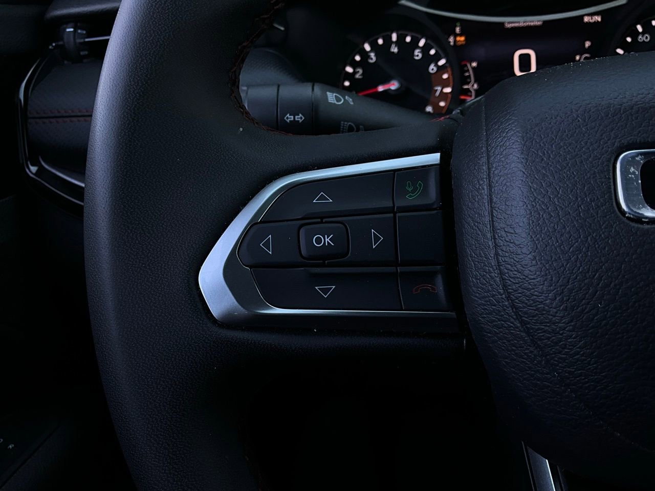 Used 2025 Jeep Compass Trailhawk w/ Trailer Tow Group image 34