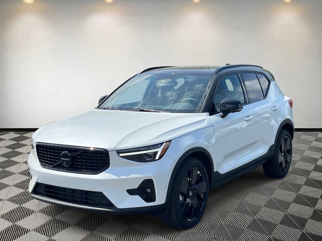 New 2026 Volvo XC40 B5 Ultra w/ Climate Package AWD/4WD image 7