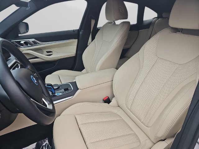 Used 2022 BMW i4 eDrive40 w/ Premium Package RWD image 15