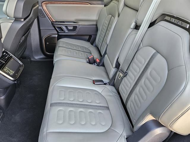 Used 2024 Rivian R1S Adventure image 17