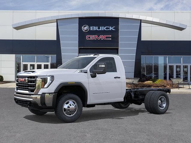 New 2026 GMC Sierra 3500 Pro w/ Snow Plow Prep Package AWD/4WD image 2