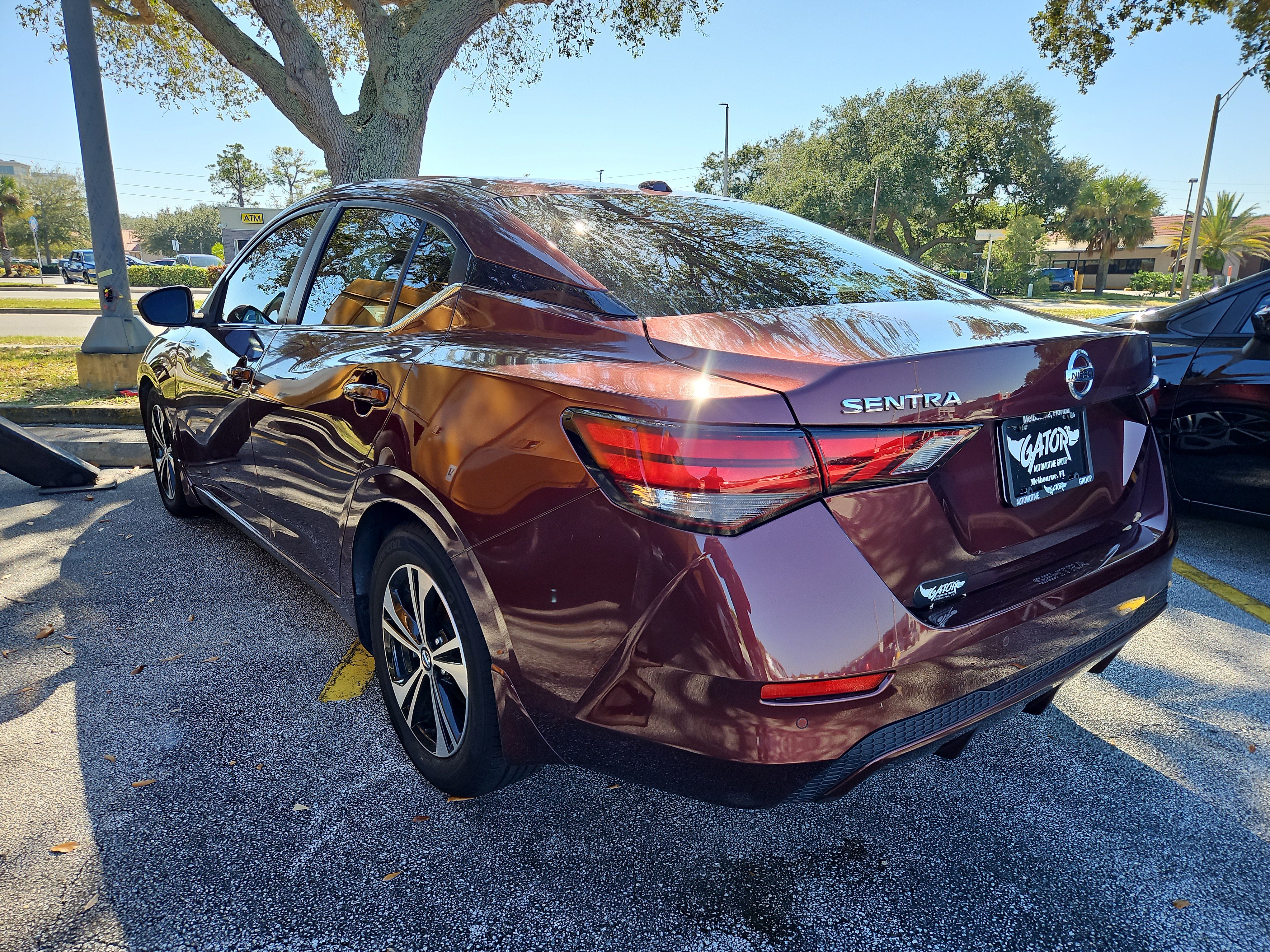 Used 2022 Nissan Sentra SV w/ All-Weather Package FWD image 3