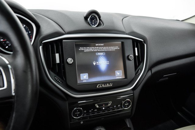 Used 2014 Maserati Ghibli S Q4 AWD/4WD image 25