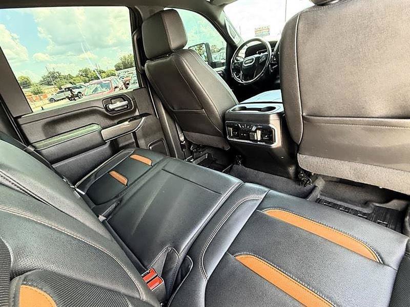 Used 2023 GMC Sierra 2500 AT4 w/ AT4 Premium Plus Package AWD/4WD image 30
