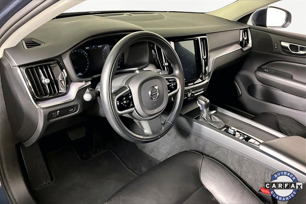 Used 2020 Volvo S60 T5 Momentum image 16