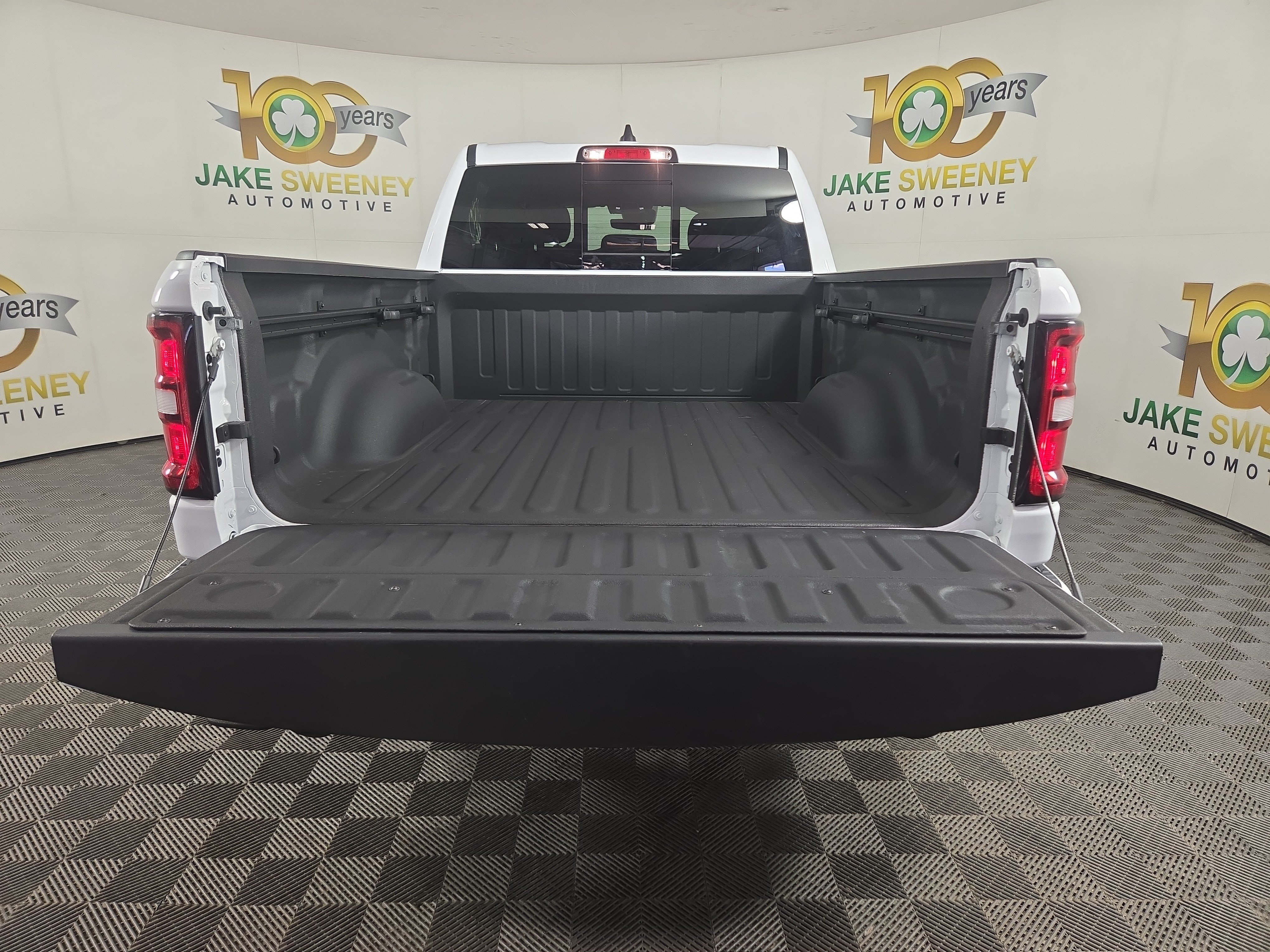 Certified 2025 RAM 1500 Big Horn AWD/4WD image 33