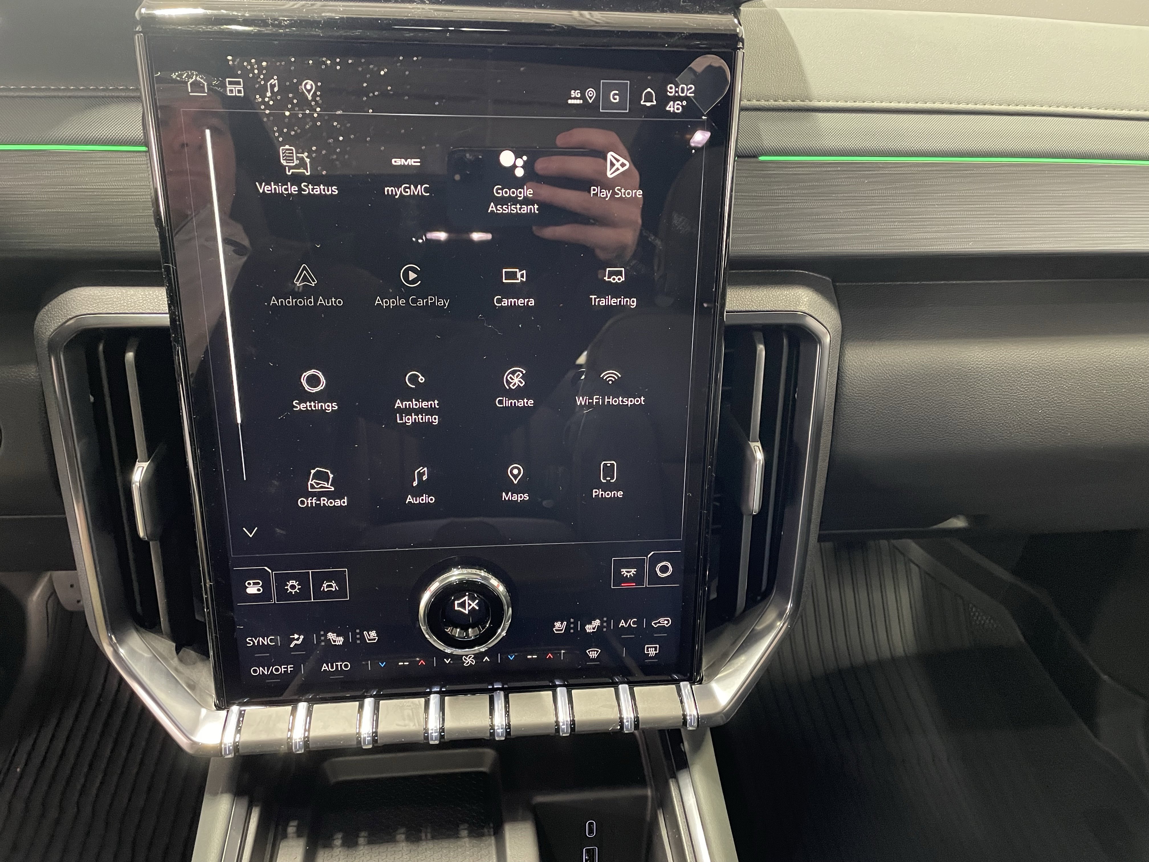 New 2026 GMC Acadia AT4 w/ Luxury Package image 19