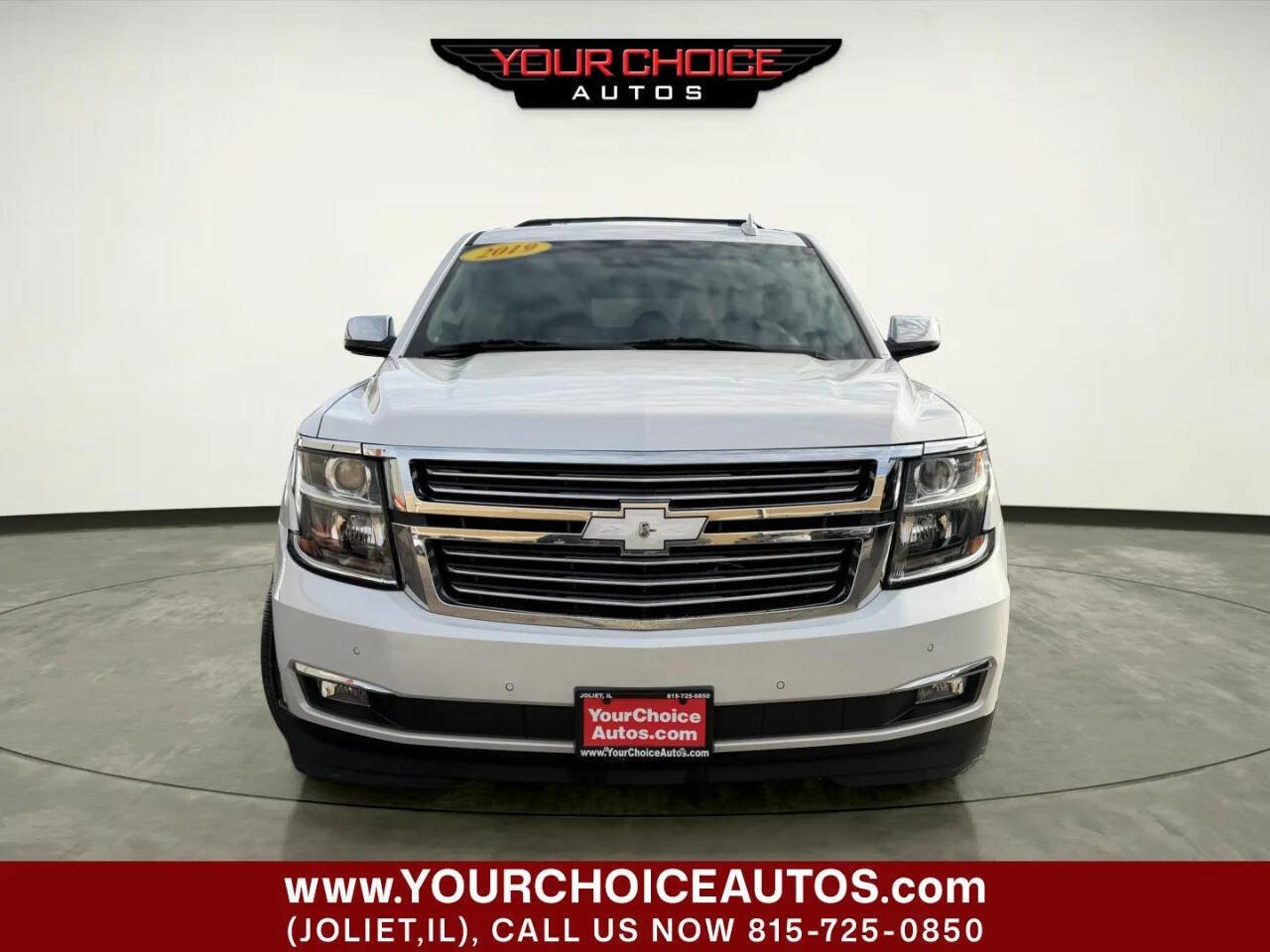 Used 2019 Chevrolet Suburban Premier w/ Premier Plus Edition image 16