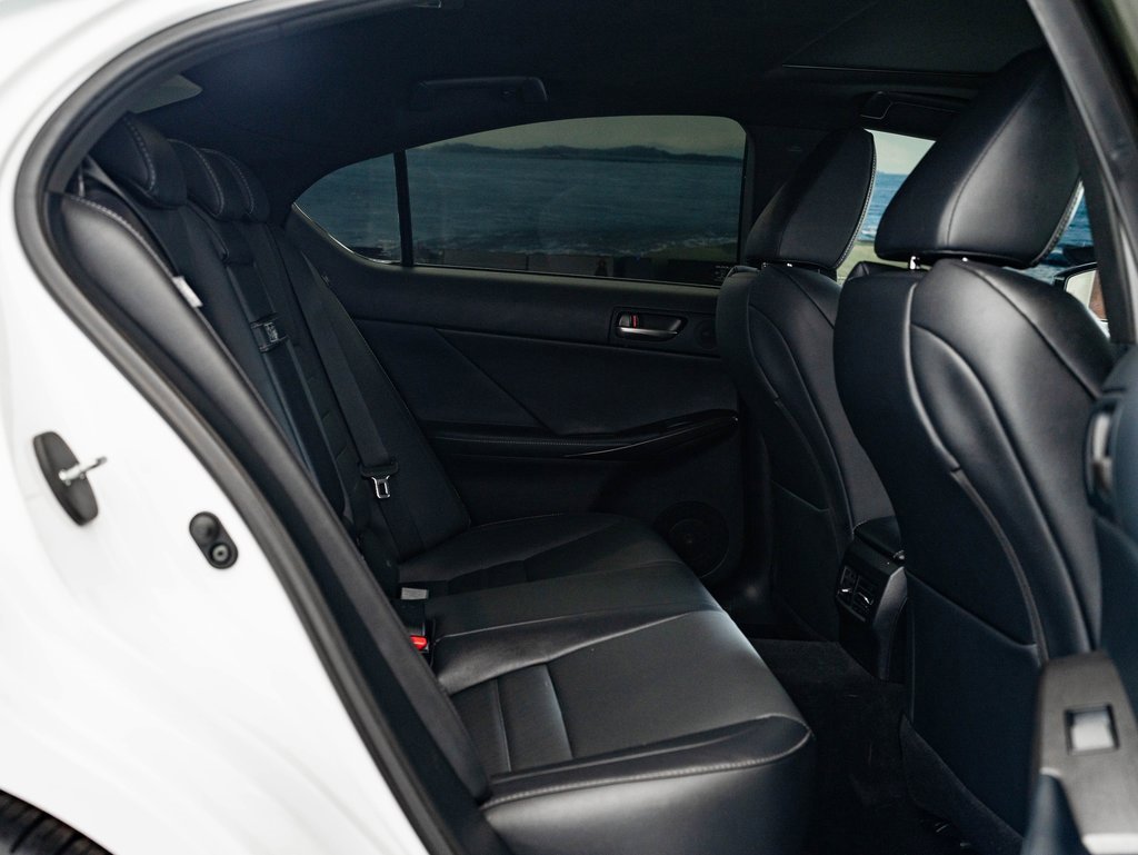 Certified 2022 Lexus IS 350 F Sport image 43