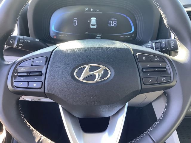 Certified 2026 Hyundai Venue SEL image 29