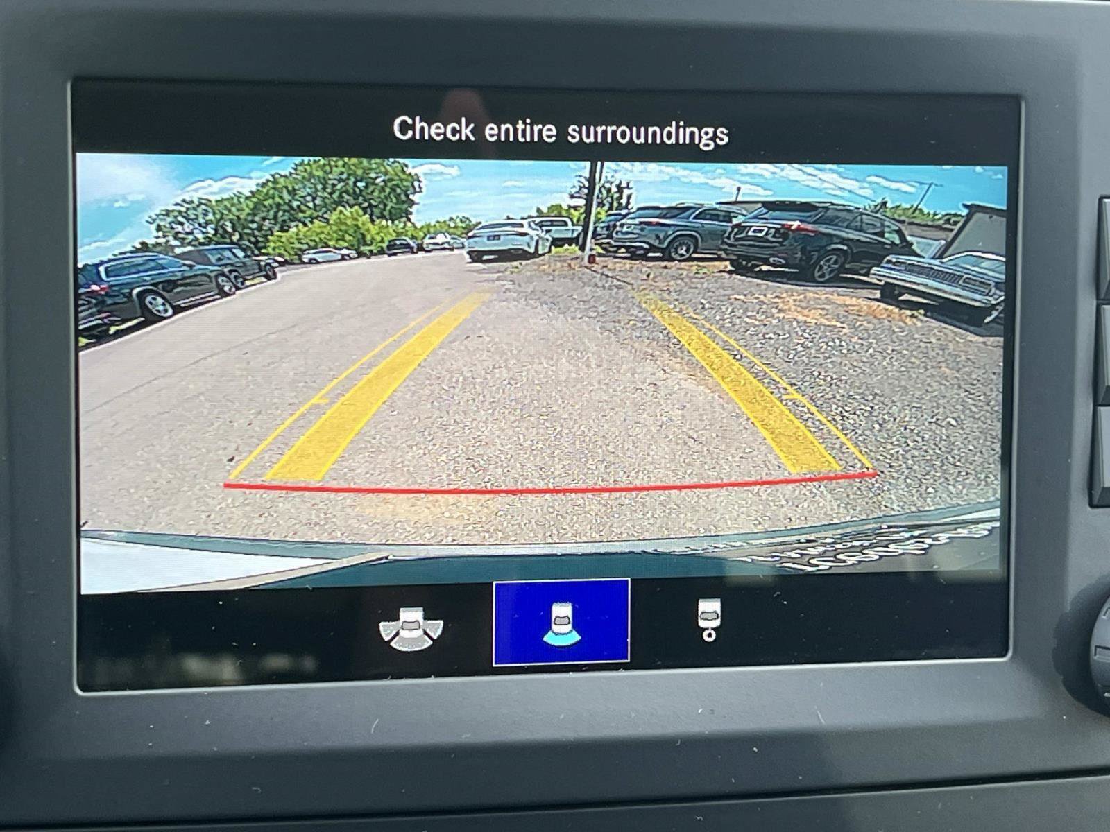Used 2023 Mercedes-Benz Metris Passenger image 29