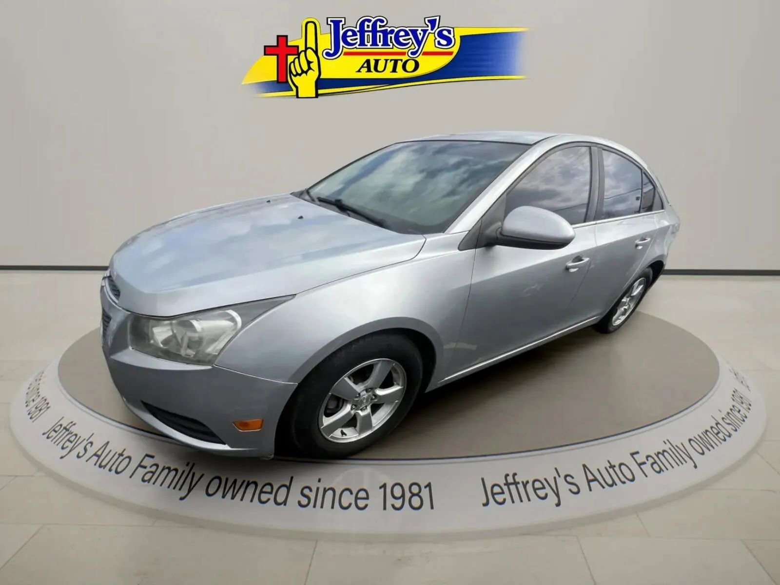 Used 2013 Chevrolet Cruze LT FWD image 7