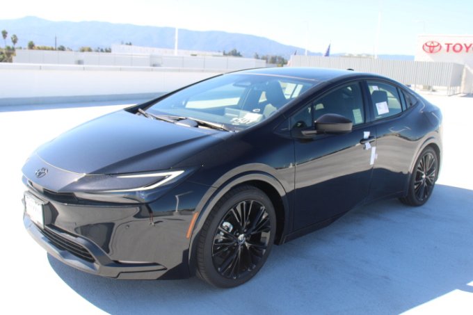 New 2026 Toyota Prius Plug-In Hybrid image 6