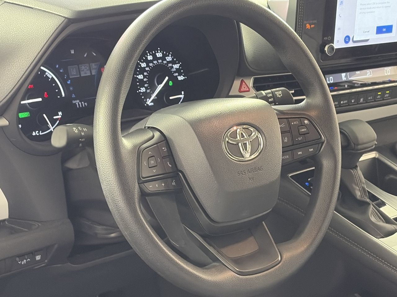 Used 2026 Toyota Sienna LE FWD image 13