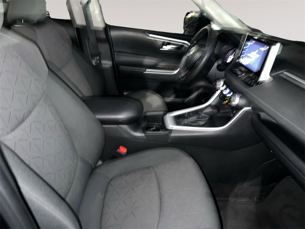 Used 2024 Toyota RAV4 XLE image 15
