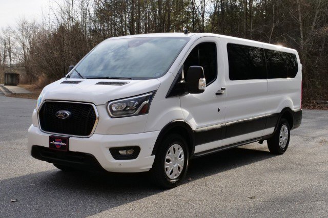 Used 2023 Ford Transit 350 XLT image 6