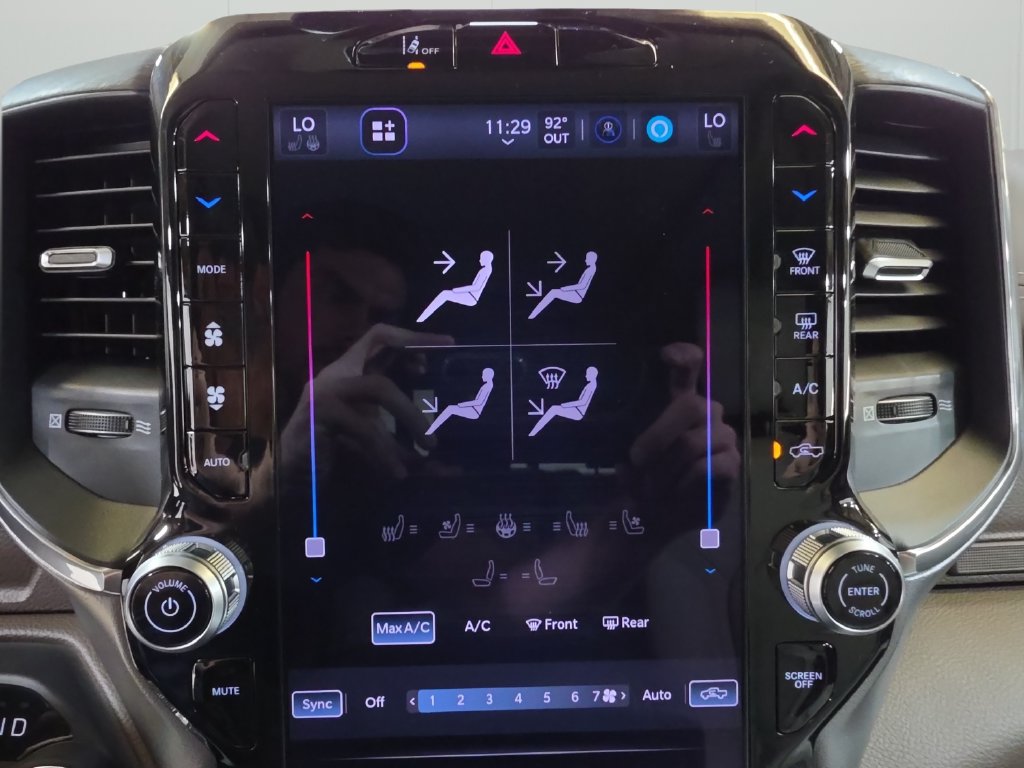 New 2027 RAM 1500 Laramie w/ Advanced Safety Group II AWD/4WD image 25