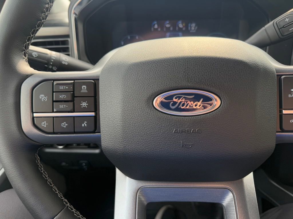 New 2026 Ford F250 Lariat image 27