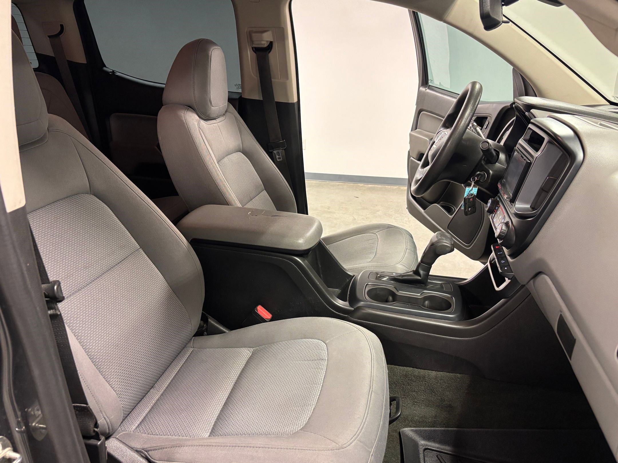 Used 2016 GMC Canyon 2WD Crew Cab w/ Convenience Package image 30