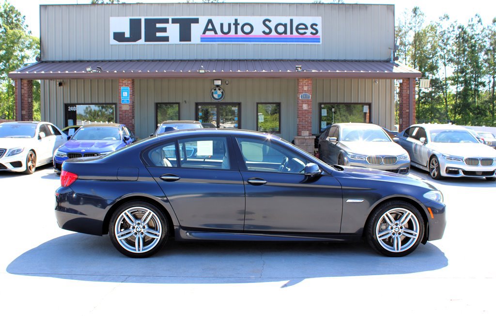 Used 2011 BMW 550i Sedan RWD image 8